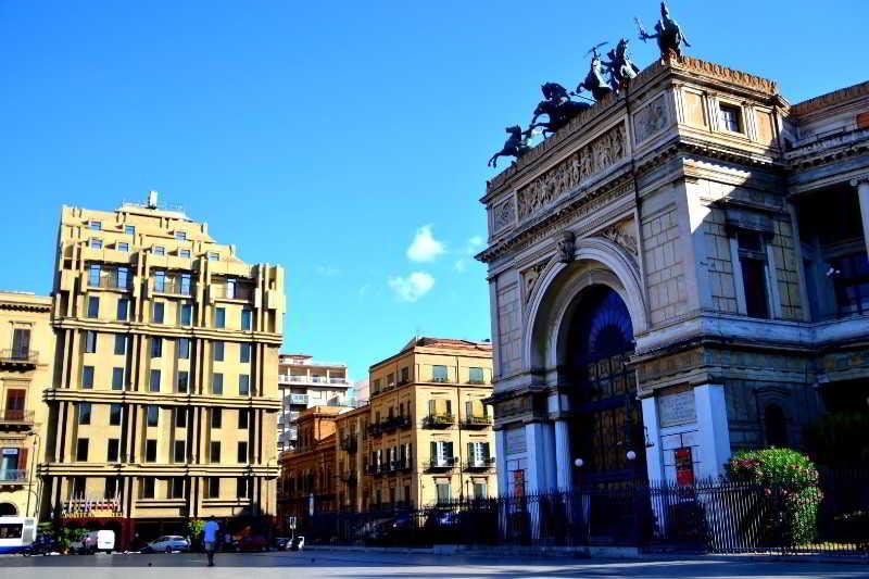 Hotel Politeama Palermo Exterior foto